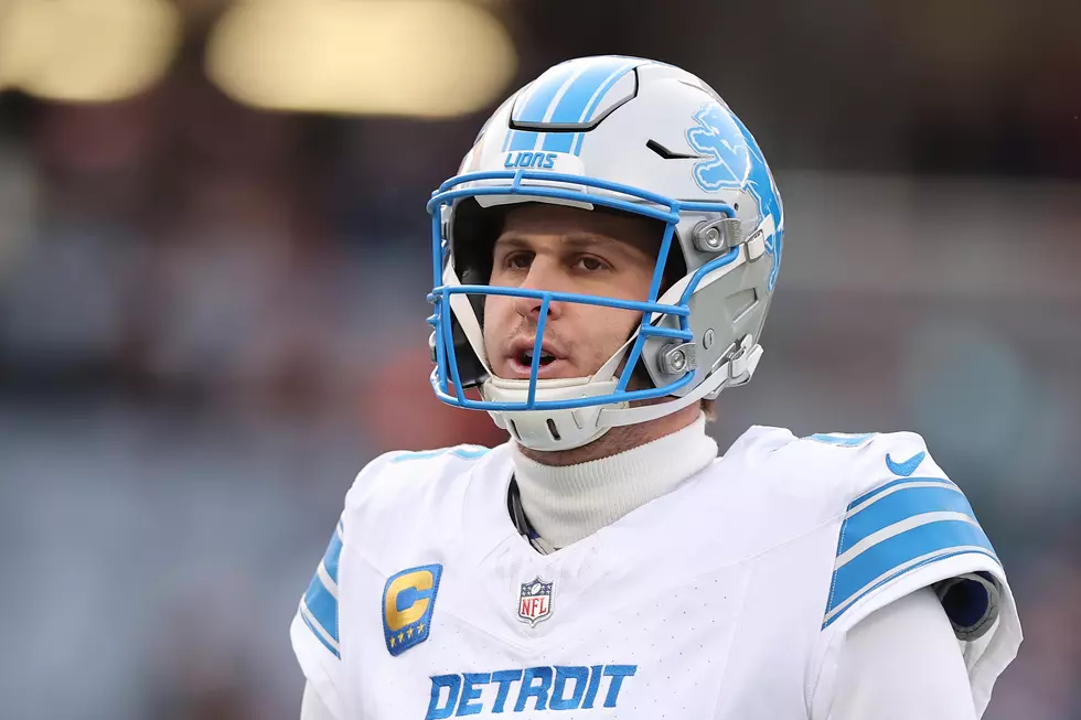 Detroit Lions QB Jared Goff to Attend Sports Card Event in Pontiac