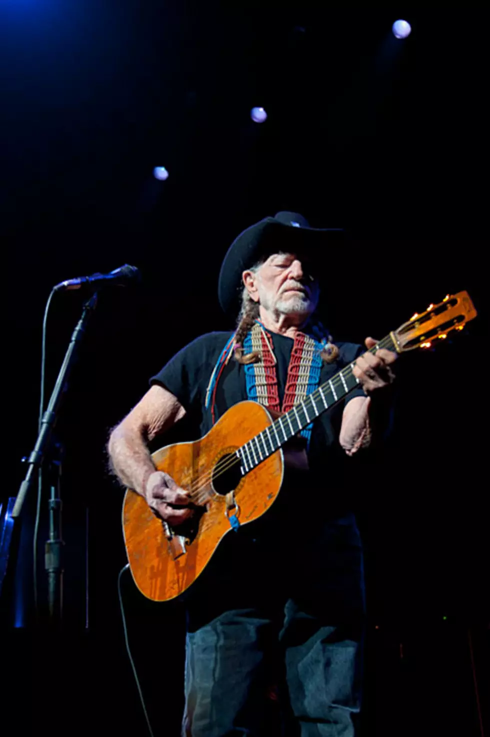 Willie Nelson &#038; family end the year at ACL Live (pics)