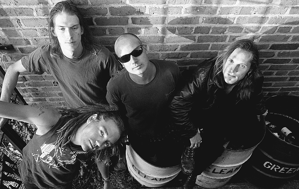 grunge vets Gruntruck releasing &#8220;lost&#8221; album (hear &#8220;Noise Field&#8221;)