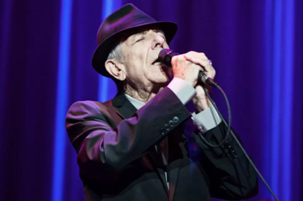 Leonard Cohen playing Chicago Theatre on 2013 tour