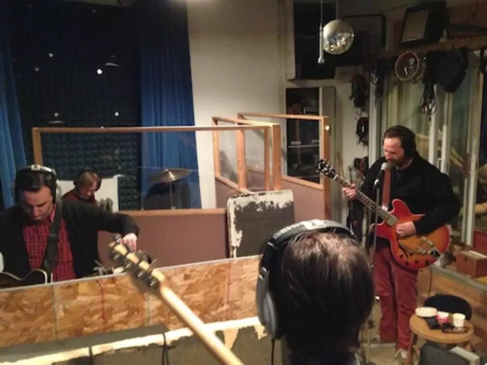 Reigning Sound playing Beat Kitchen in July, working on new LP
