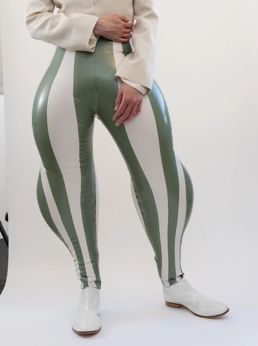 Inflatable Latex Trousers from Harikrishnan @ The MA20 Catwalk Show Make AN  IMPression – Dawnamatrix