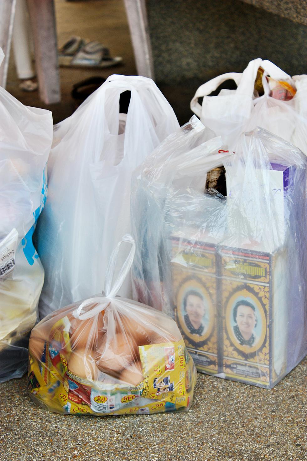 The Plastic Grocery Bag Fee Ban in Yakima Valley Is Over