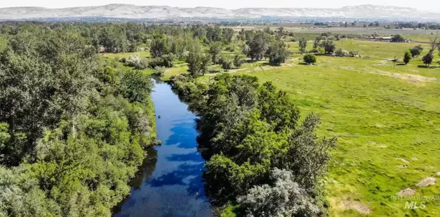 This Private $2 Million Dollar East Valley River Ranch Has 2 Ponds