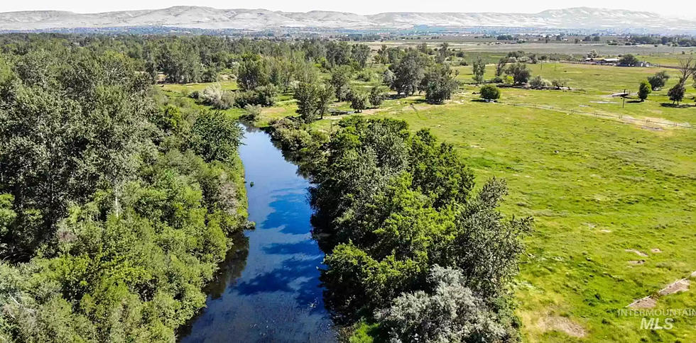 A Must-See Private $2M River Ranch in East Valley With 2 Ponds