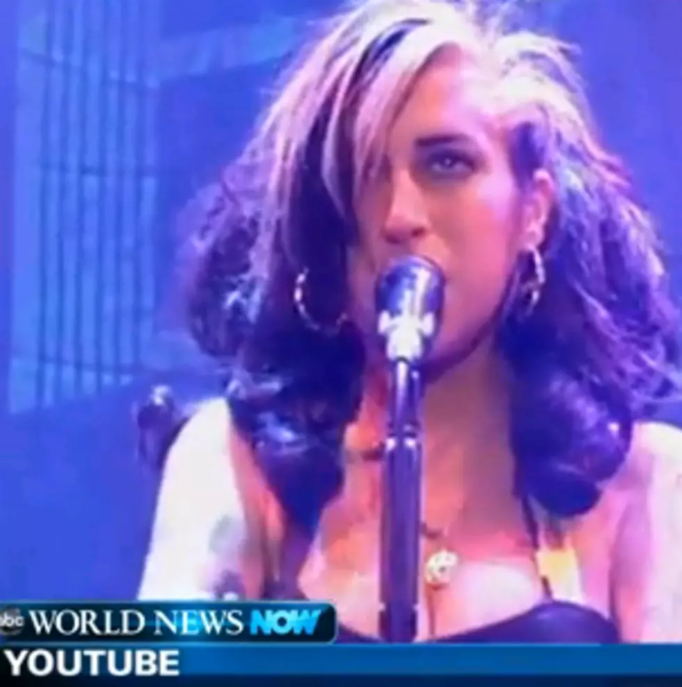 Amy Winehouse Booed Off Stage In Belgrade [Video]