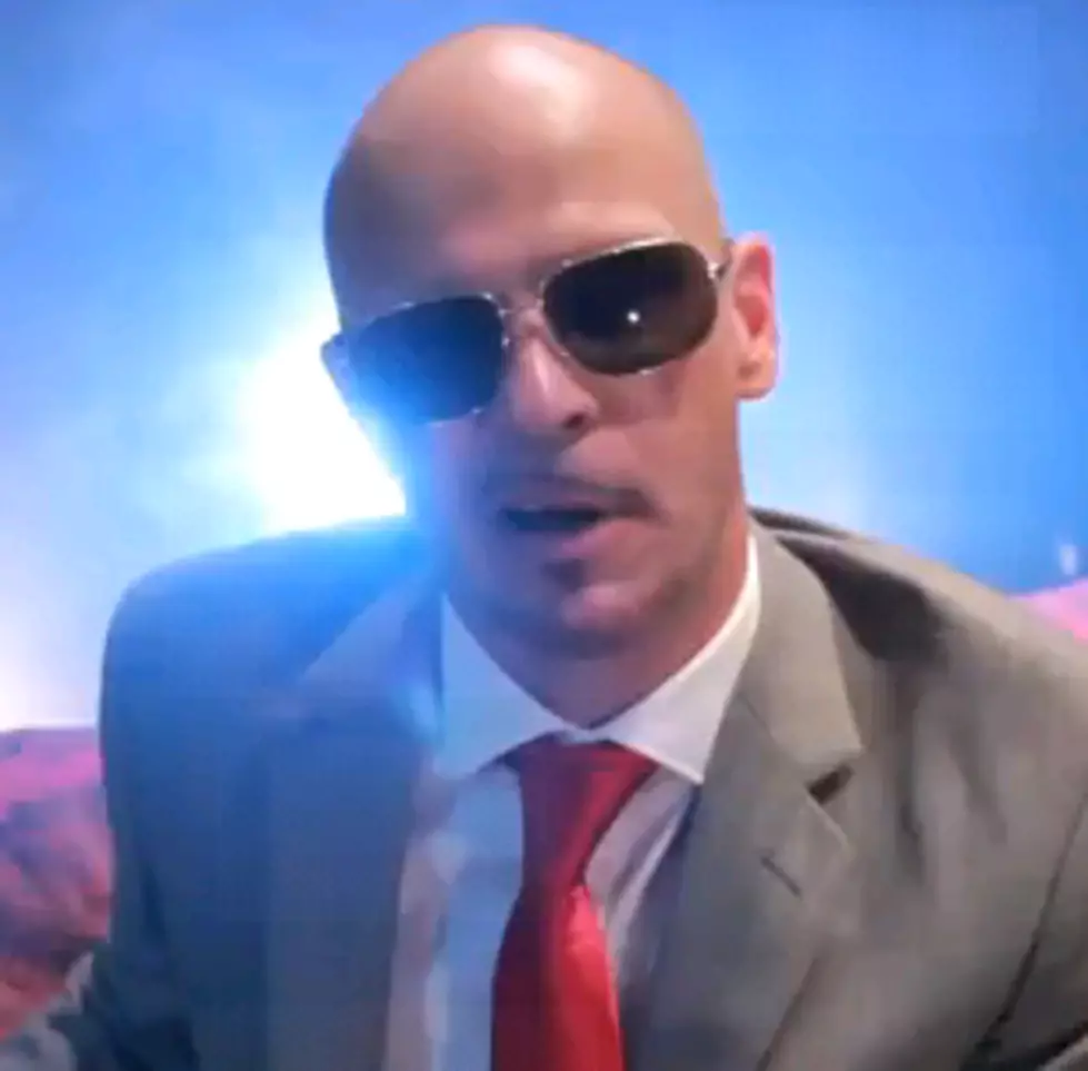 Pitbull &#8211; Give Me Everything Parody [Video]