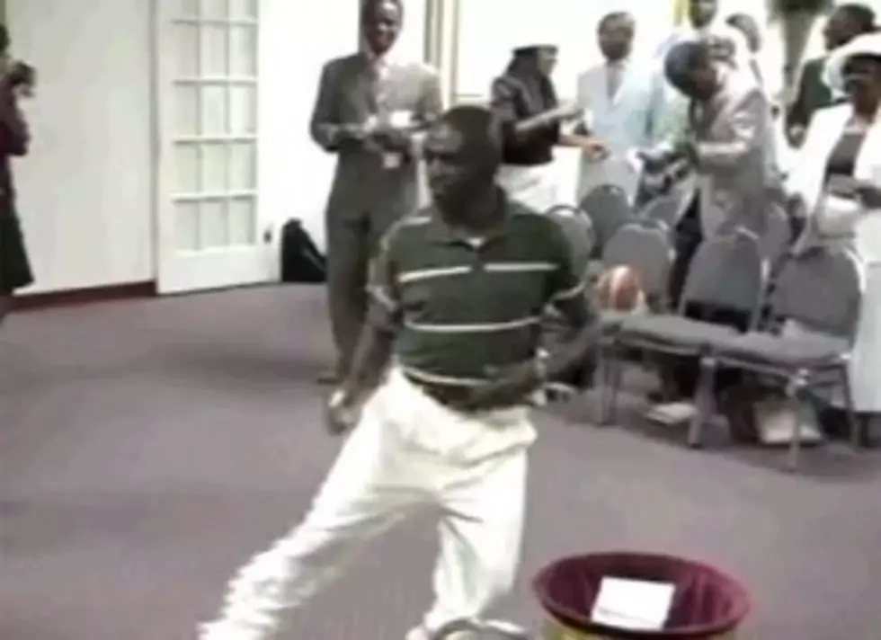 Bro Franklin Dances During Offering 