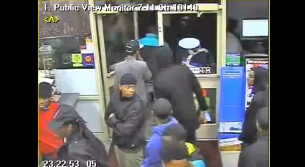 Another Flash Mob Shoplift &#8211; 50 Kids Steal From 7/11 [Video]