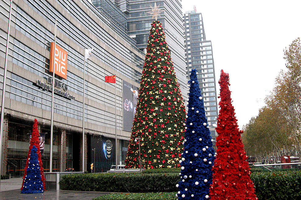 Should You Buy A Fake Christmas Tree Or Get A Real One?