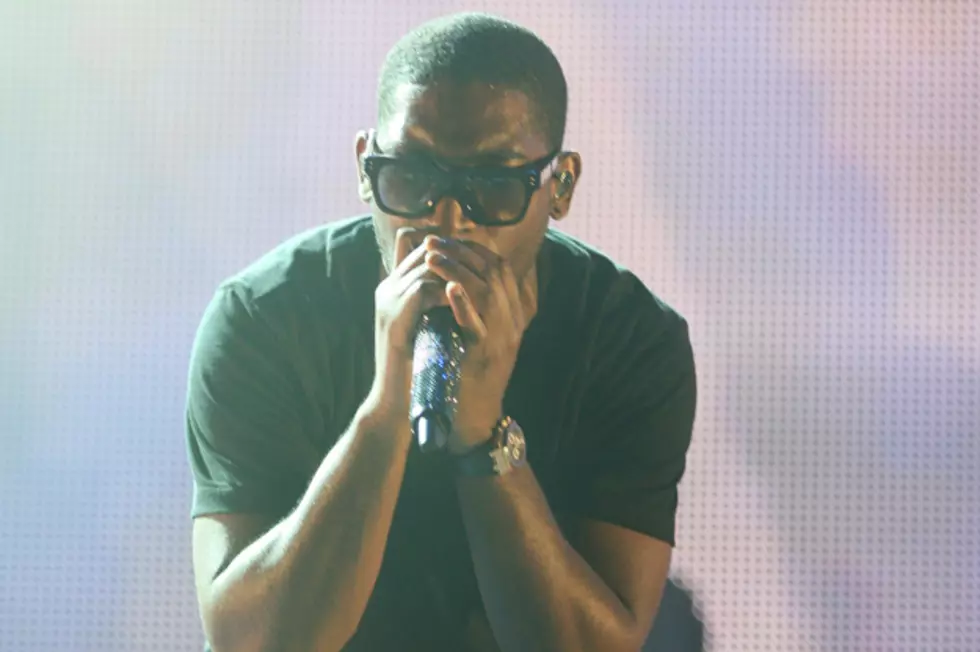 Tinie Tempah Bounces Around + Performs ‘Pass Out’ on ‘X Factor’