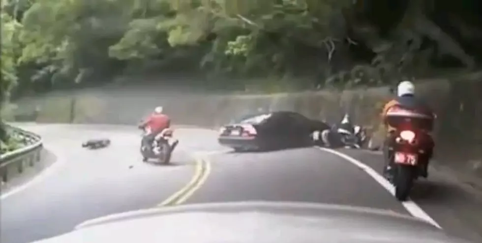 Motorcycle Crash Compilation [Video]
