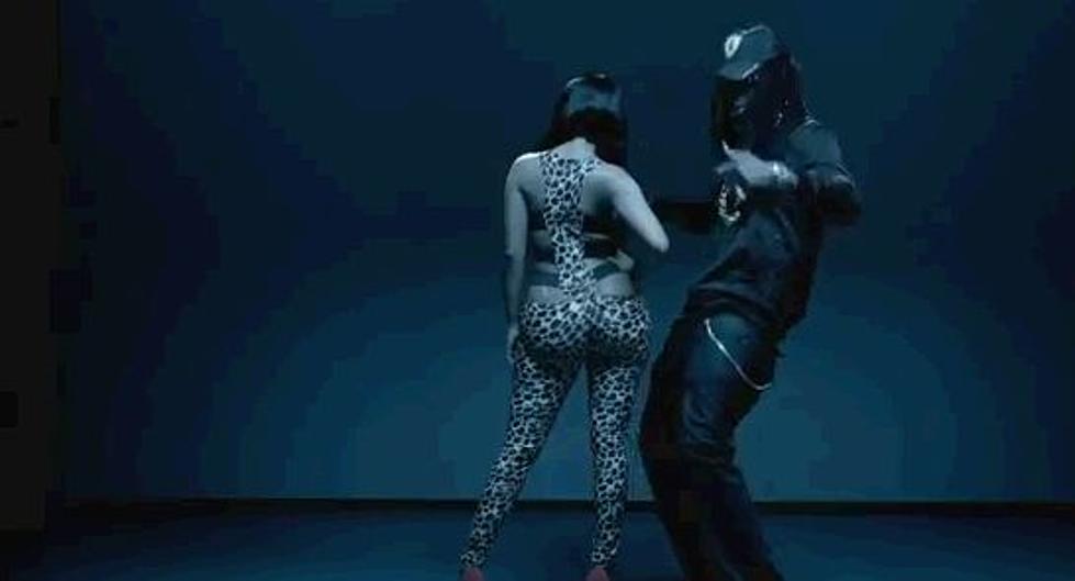 Nicki Minaj Drops ‘Beez In The Trap’ Video With 2 Chainz [Video]