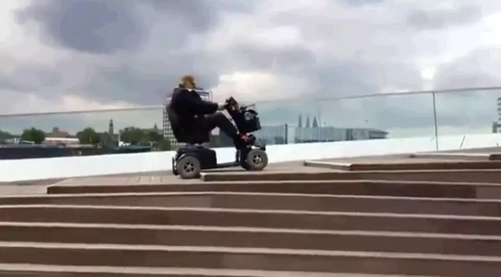 Nothing Will Stop This Old Man From Taking The Stairs [Video]