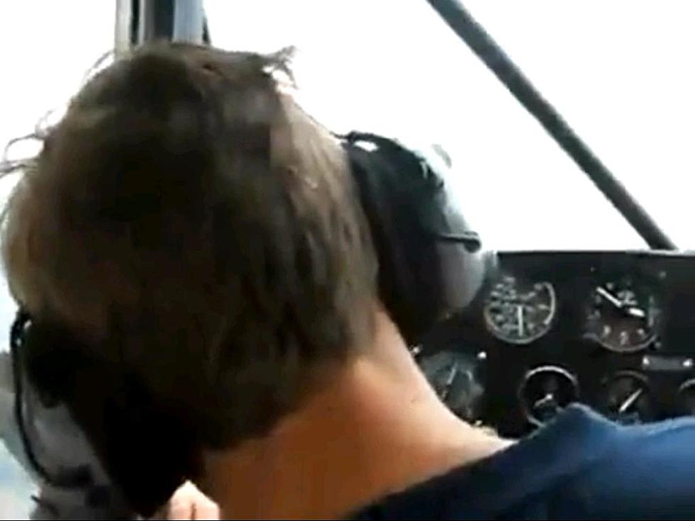 Pilot Pretends To Faint Prank [Video]