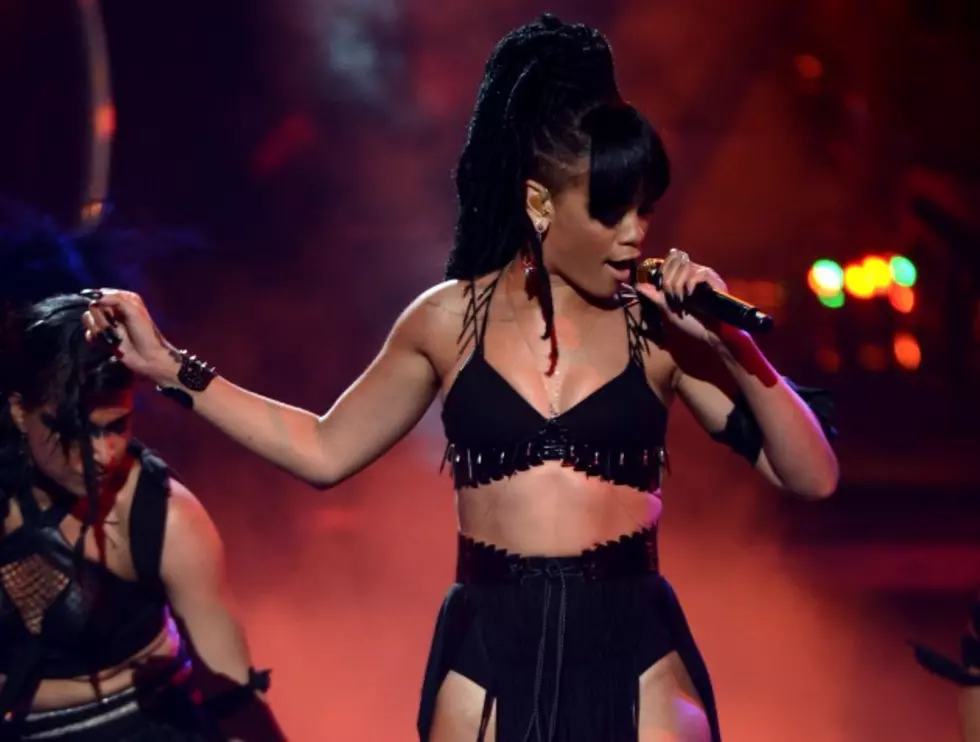 Rihanna Tells Oprah About Chris Brown [Video]