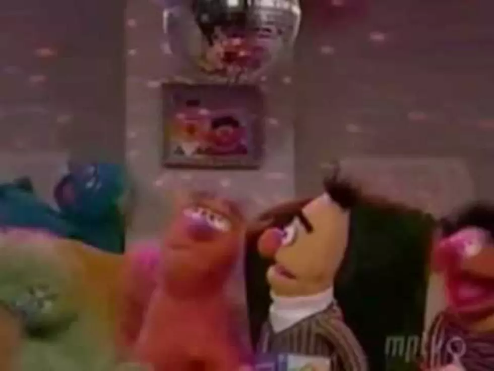 Bert and Ernie Perform &#8216;Ante Up&#8217; [VIDEO]