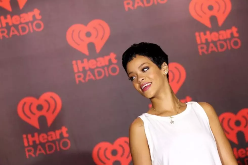 Reports: Rihanna is Upset Over Her Pregnancy With Chris Brown Leaked
