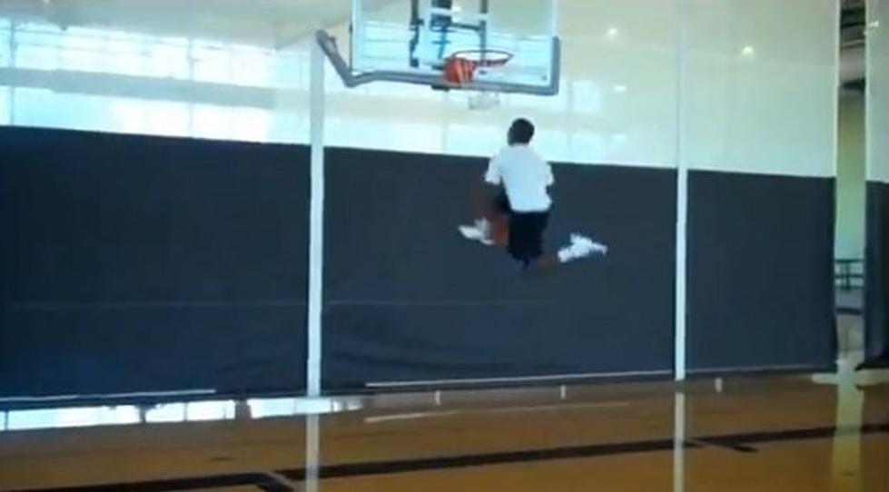 Porter Maberry Is 5’5″ And Dunking Between His Legs [Video]