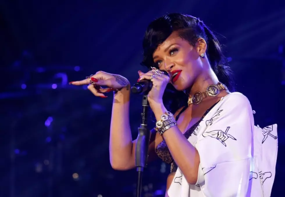 Rihanna&#8217;s Staff Allegedly Not Happy With Her &#8216;Unpredictable&#8217; Behavior