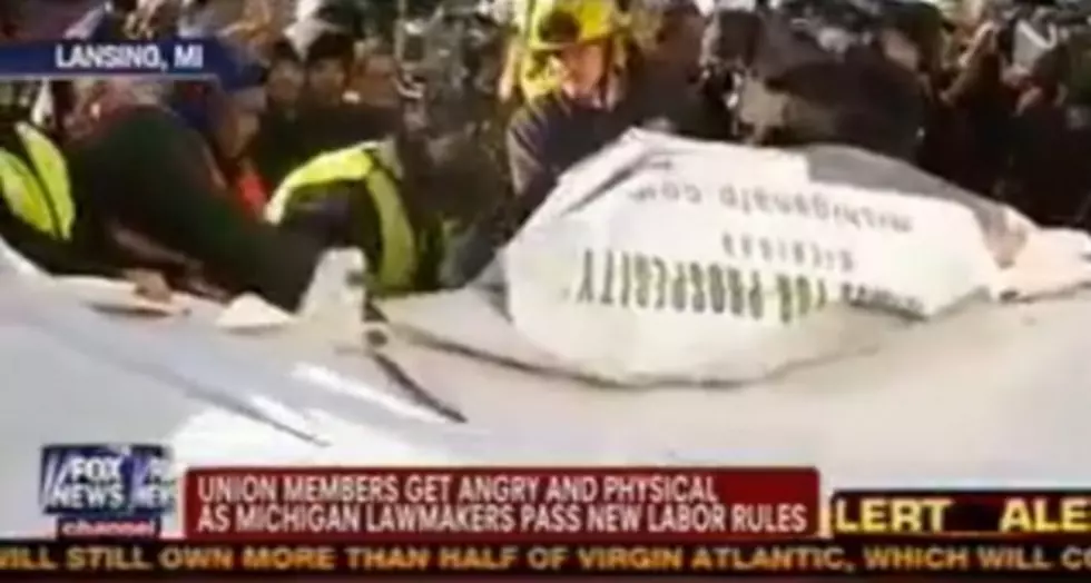 Michigan Right To Work Protestors Get Violent In Lansing [Video]