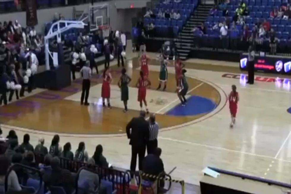 Worst Basketball Free Throw Ever [Video]