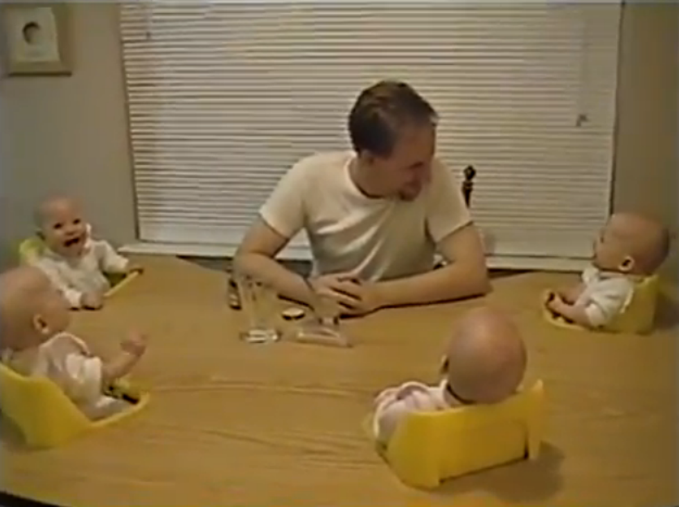 A Father of Quadruplets Delivers Laughs to All Four Children at the Same Time