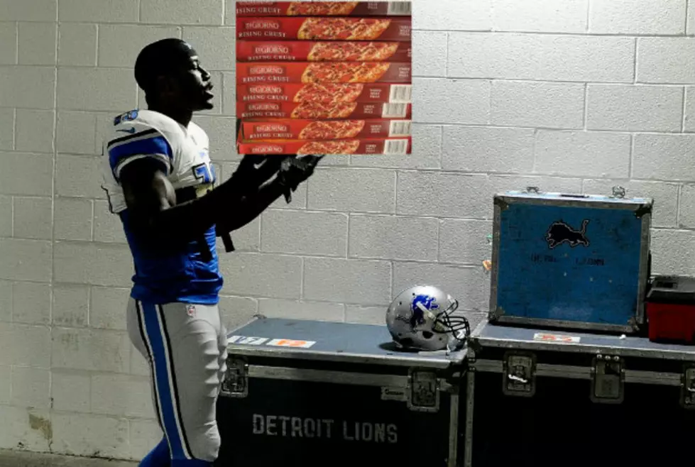 DiGiorno Gives Lions Receiver Nate Burleson Free Pizza For A Year