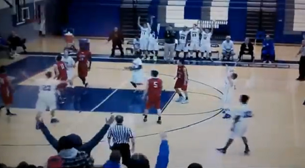 High School Basketball Manager With Down Syndrome Sinks 4 3-Pointers During A Game [Video]