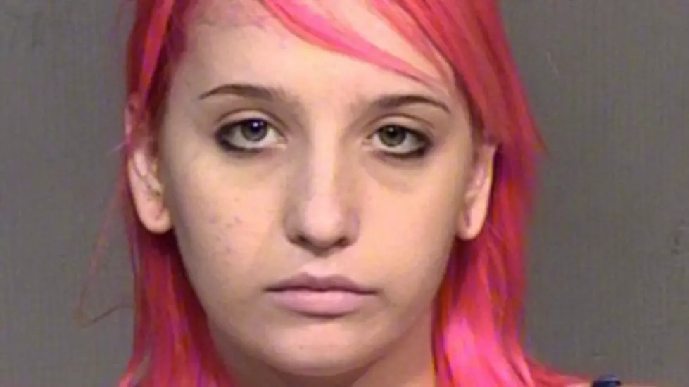 Arizona Mom Arrested for Leaving Infant on the Roof of Her Car and Driving Off