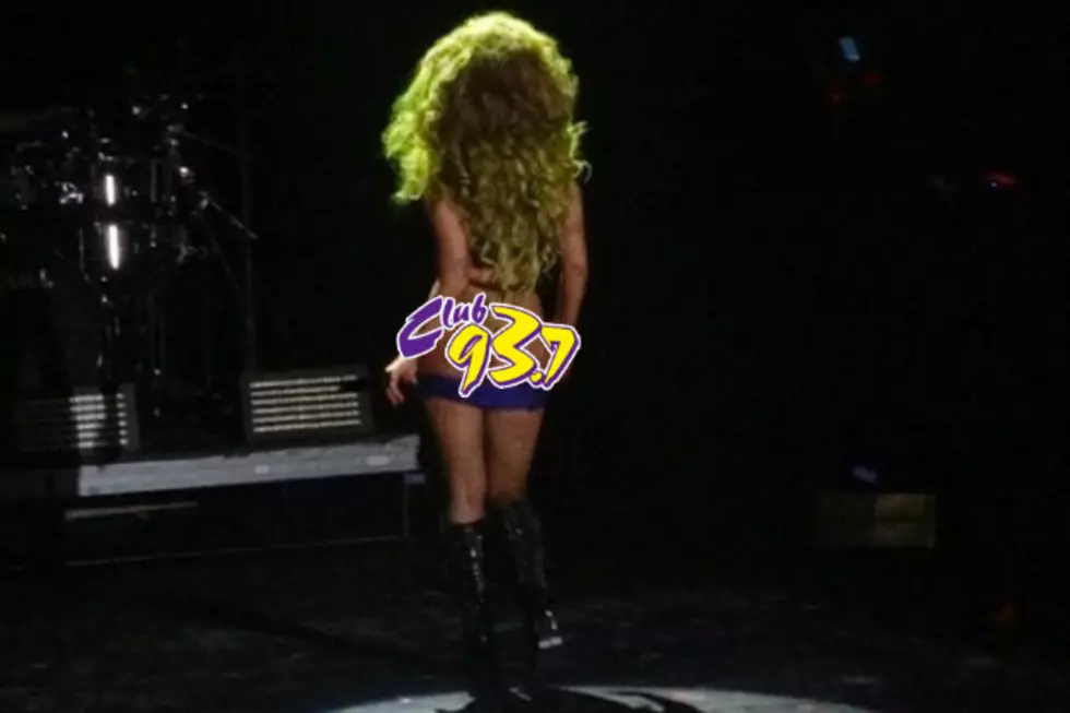 Lady Gaga Moons The Crowd During Her Roseland Ballroom Show [Video]