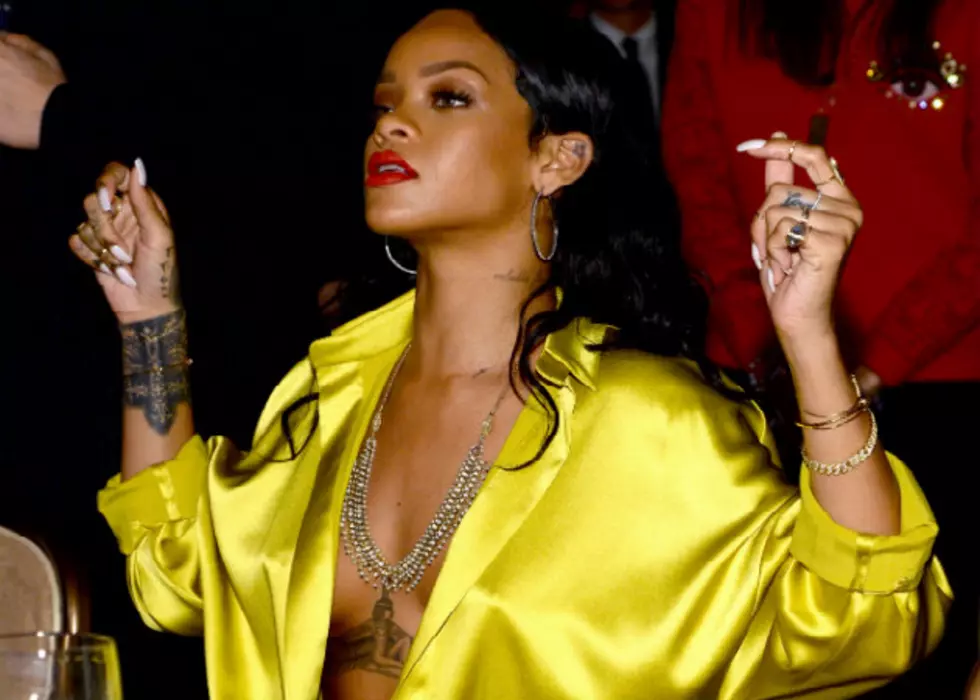 Rihanna Wears Only A Bra During A Photo Shoot For A French Magazine