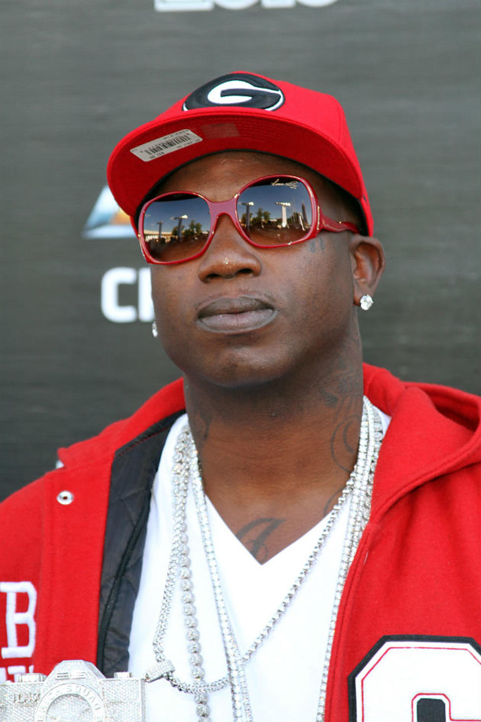 Gucci Mane Writes Letters to Fans