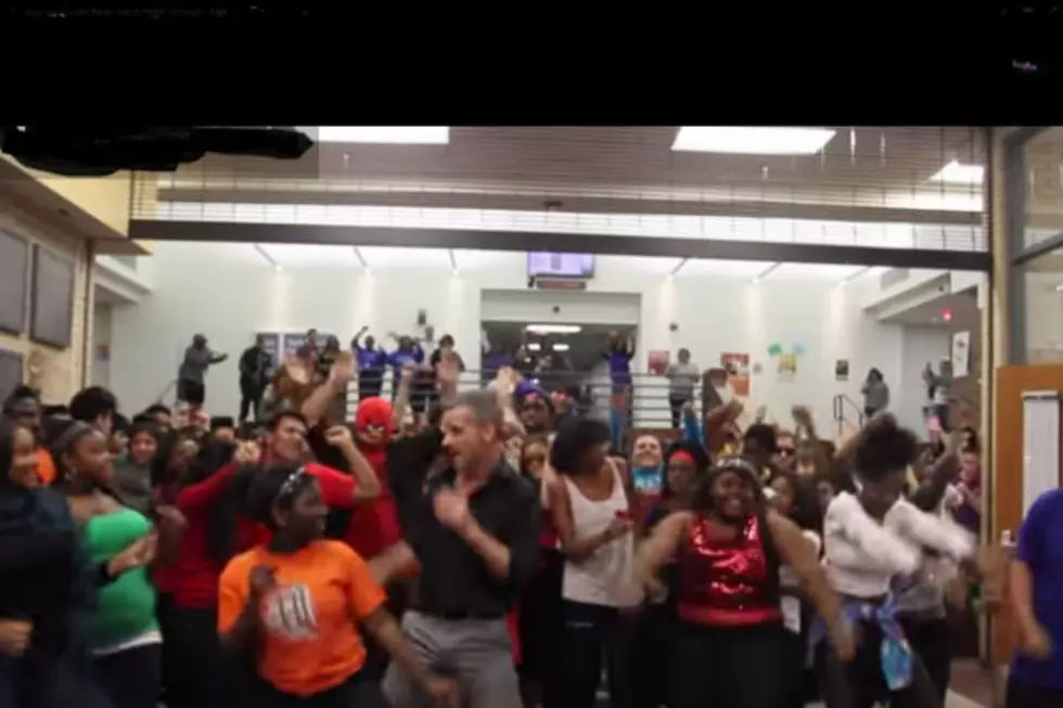Theatre Arts Class & Teacher Dances To Uptown Funk [Video]