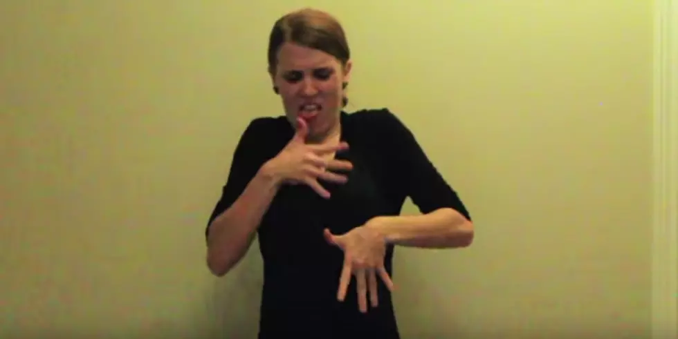 Girl Translates &#8216;Eminem &#8211; Lose Yourself&#8217; Into American Sign Language With Style! [Video]