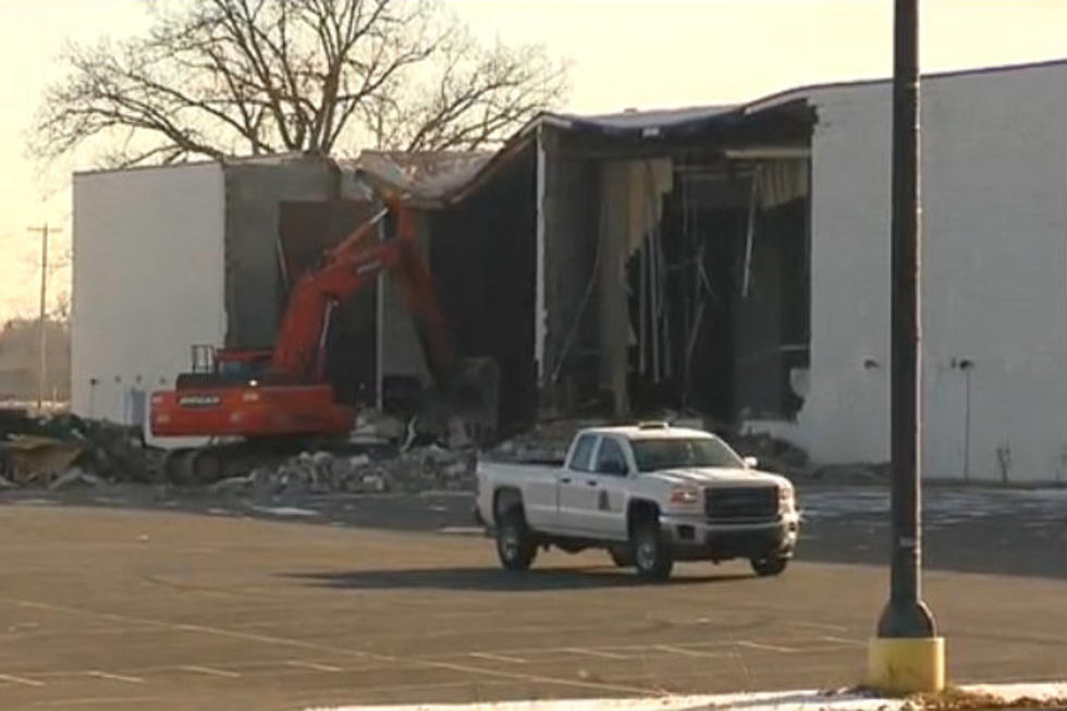 Demolition Begins On Showcase East Cinema In Burton [Video]