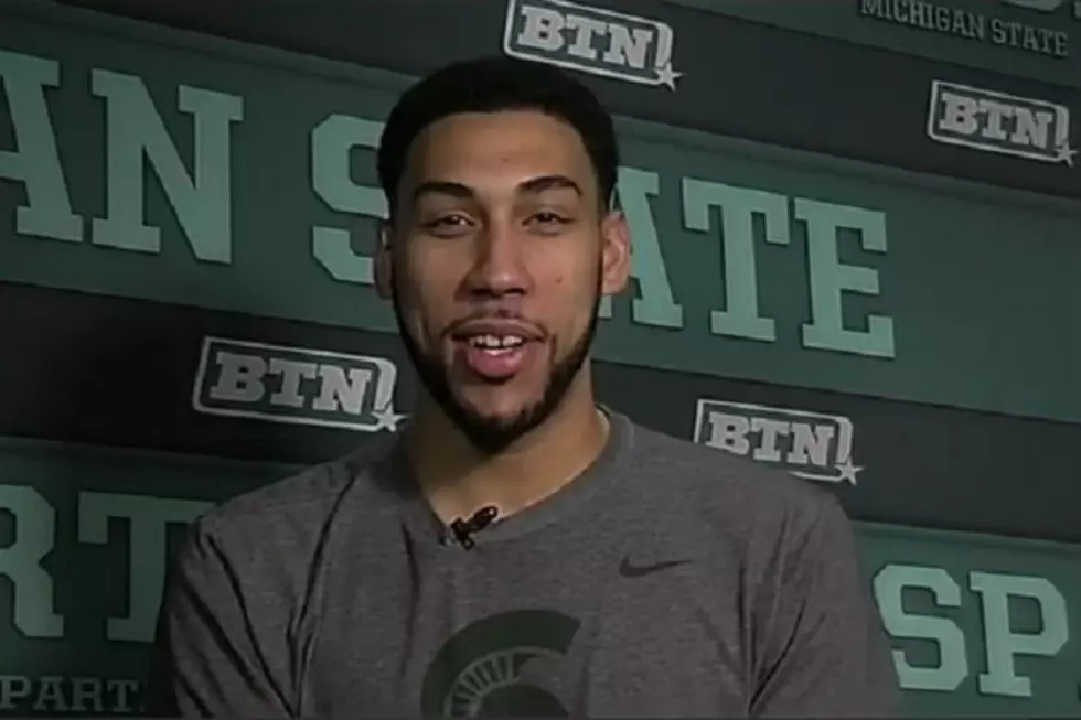 Michigan State’s Denzel Valentine Wins Big 10 Player of the Year Award [Video]