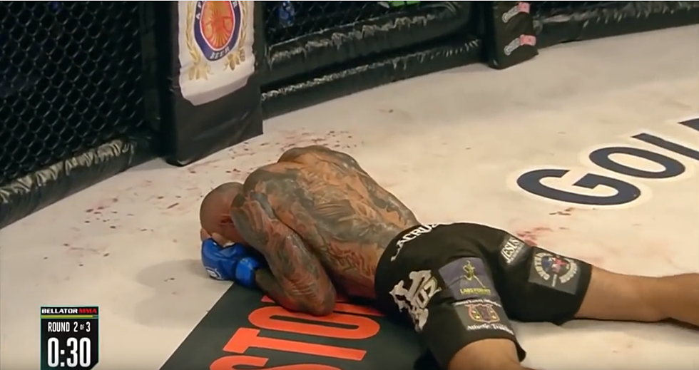 MMA Fighter Fractures Skull After Getting KO’d By Flying Knee [Video]