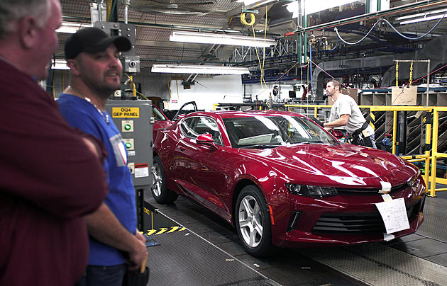 GM Will Layoff Workers Inside A Michigan Plant To Start 2017