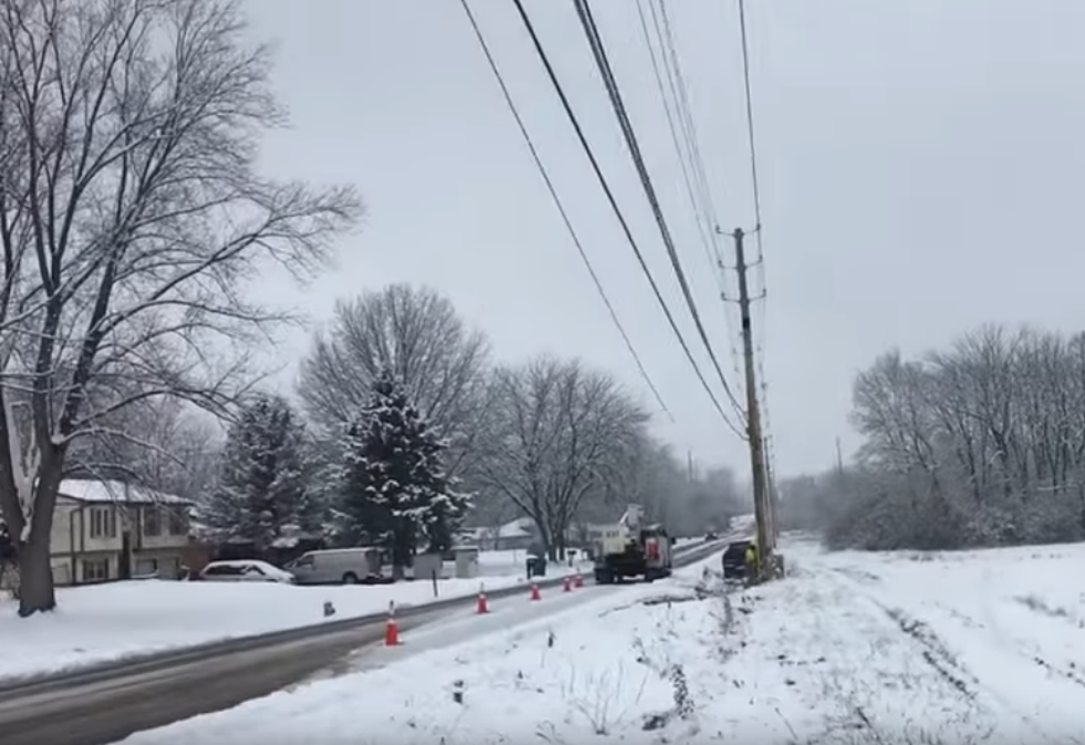 Comcast Repair Truck Causes Multiple Accidents [Video]