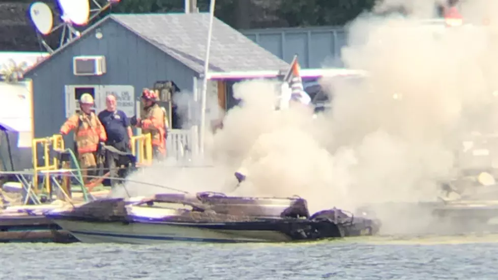 Exploding Boat in Hyde Park Brings Waves of First Responders