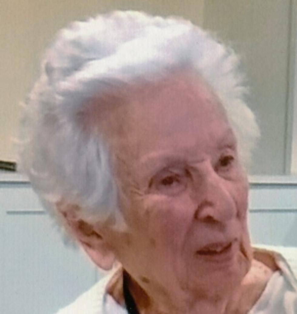 Jeanne Hoag, a Warwick Resident, Dies at 71