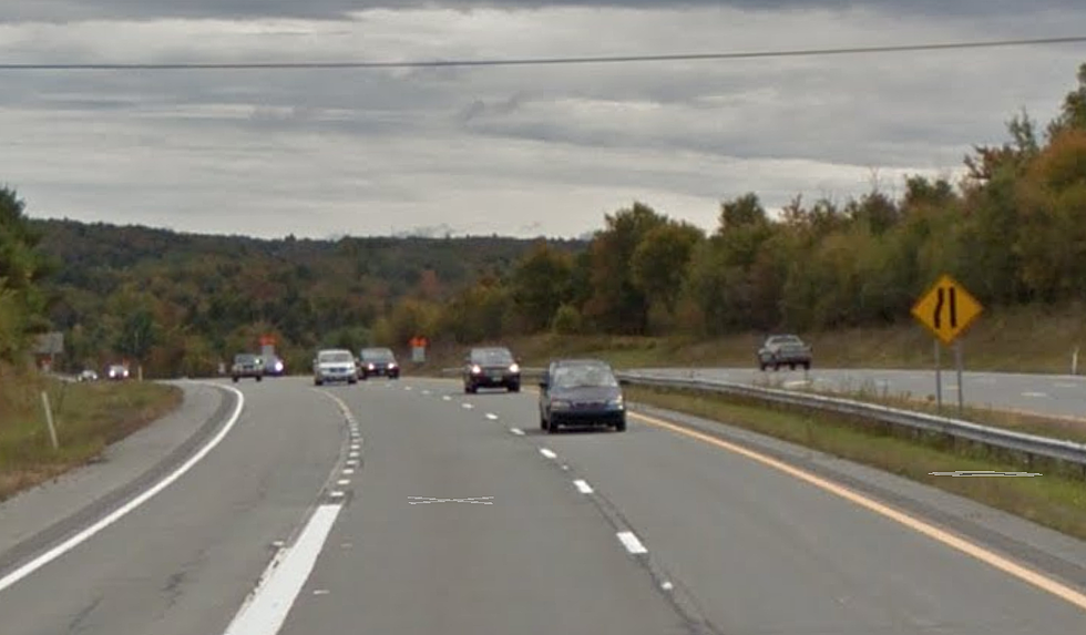 Hudson Valley Man Killed, 2 Seriously Injured in Wrong-Way Crash 