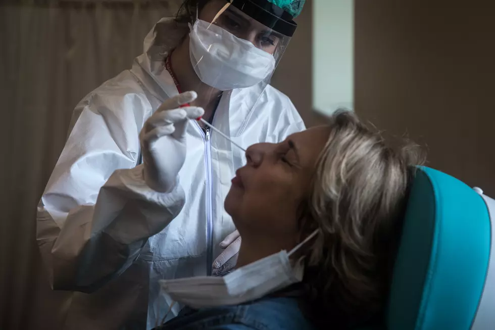 Hochul: "Unvaccinated NY School Staff Must Get Tested Weekly"