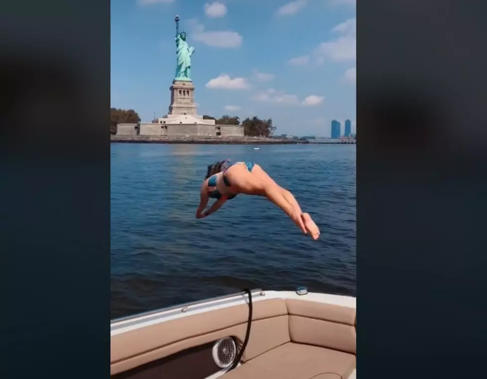 New York Woman Goes Viral After Swimming in Hudson River
