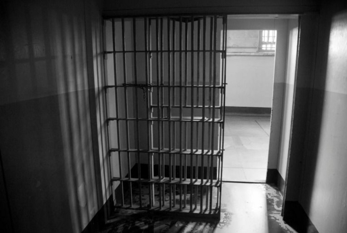Killer Among 13 Prisoners Shockingly Pardoned In New York