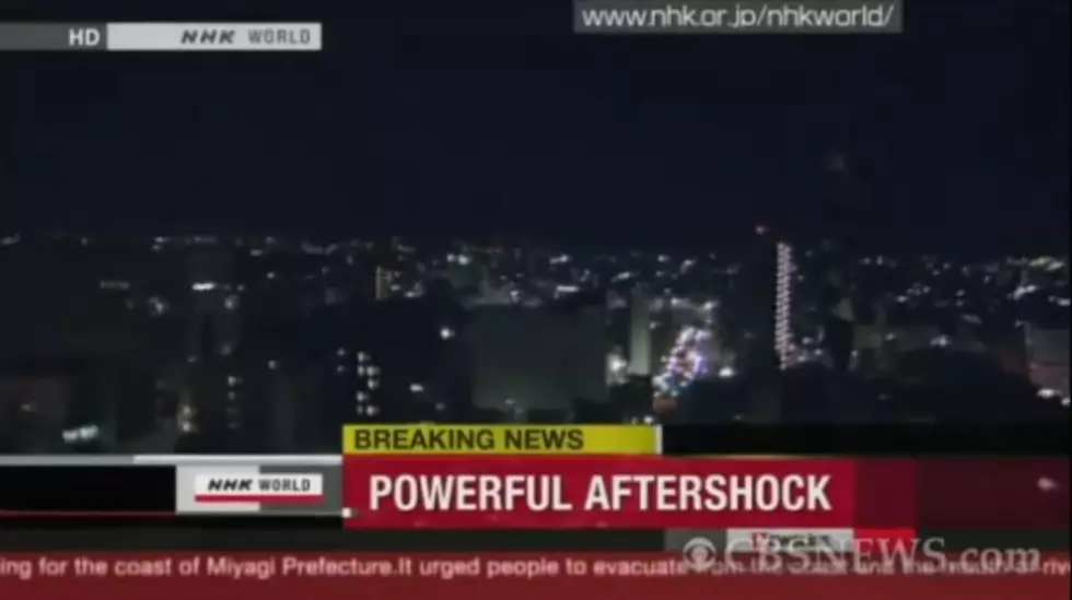 Japan 7.4 Magnitude Aftershock [VIDEO]