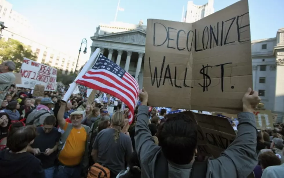 Poll: Public Overwhelmingly Support Occupy Wall Street Protesters
