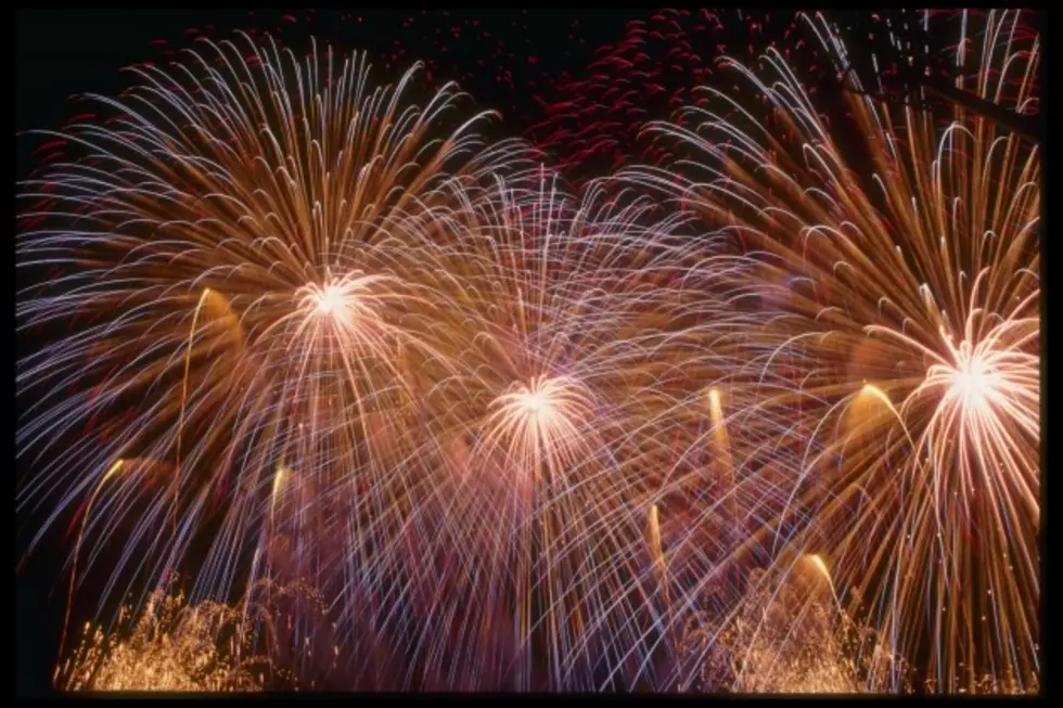 July 4th Fireworks Displays Around Lapeer + Flint
