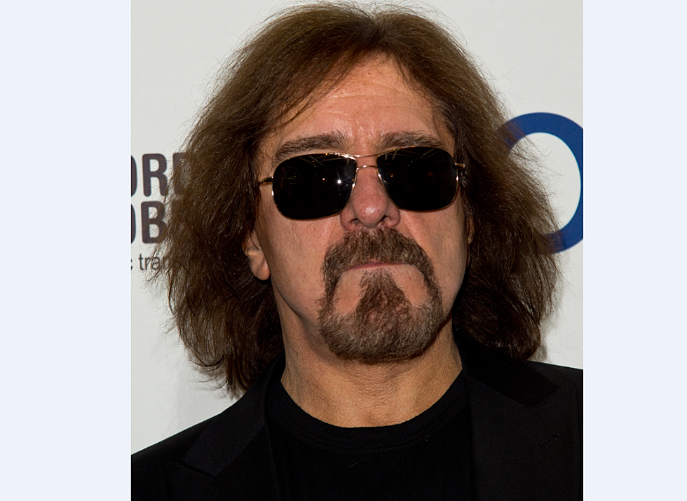 Geezer Butler Has 65 Candles On His Birthday Cake